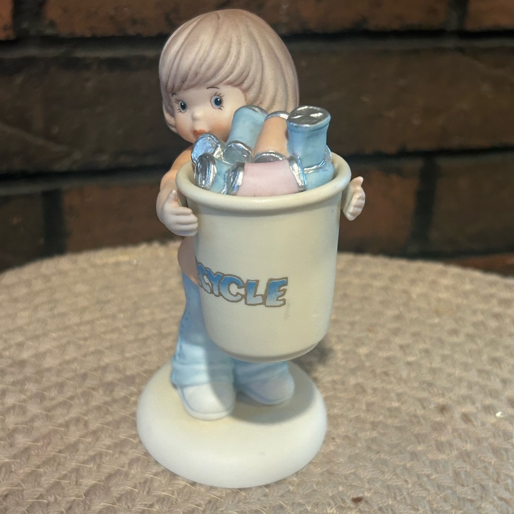 Enesco Sisters & Best Friends Sculpture You Make The World A Better
